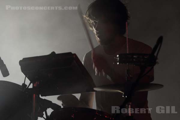 CARIBOU - 2015-05-29 - NIMES - Grande Scene Flamingo - Brad Weber